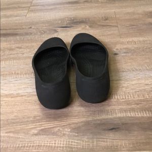 CROCS Shoes - Women’s black Croc slip ons CROCS Shoes - Women’s black Croc slip ons